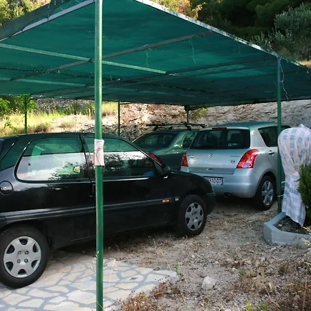 Apartment By The Sea - 5078