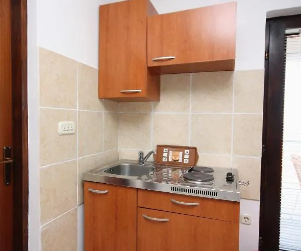 By The Sea - 5078 Apartman