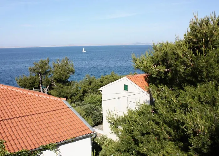 Apartman By The Sea - 5078 Murter